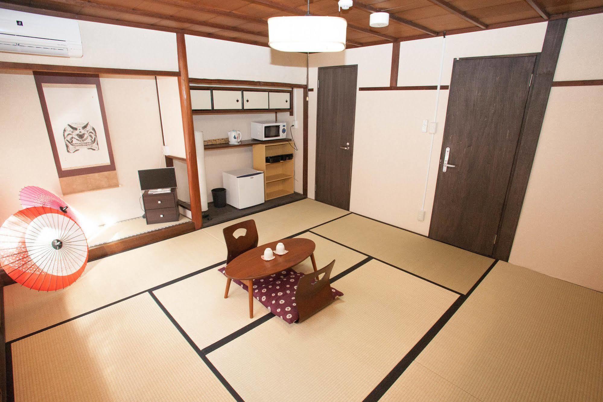 Guesthouse Omotenashi Kyoto Dış mekan fotoğraf