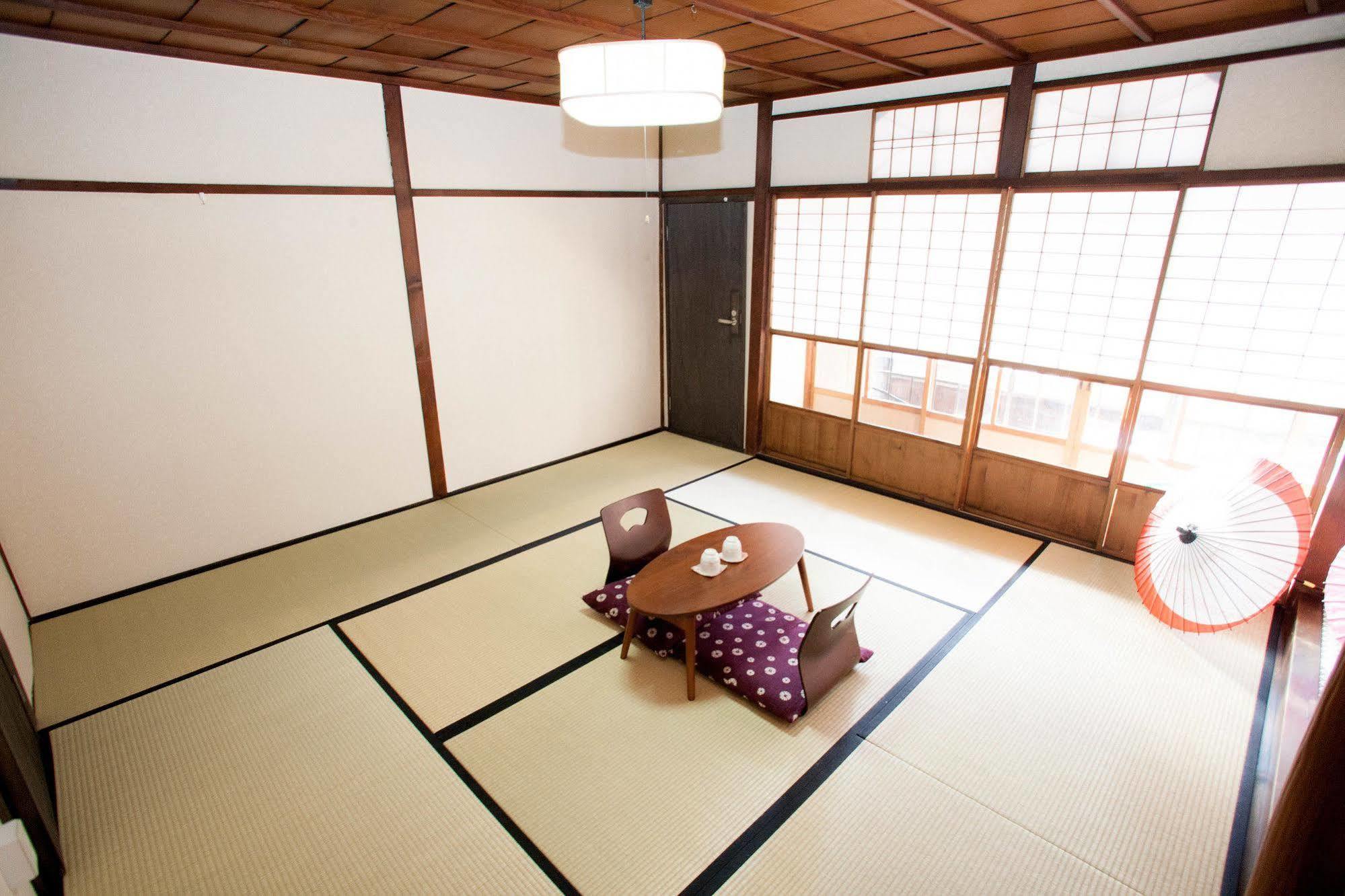 Guesthouse Omotenashi Kyoto Dış mekan fotoğraf