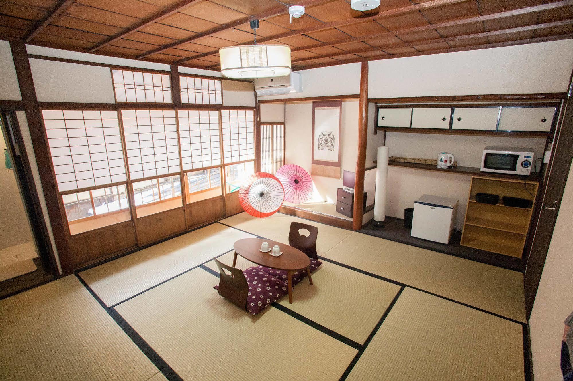 Guesthouse Omotenashi Kyoto Dış mekan fotoğraf